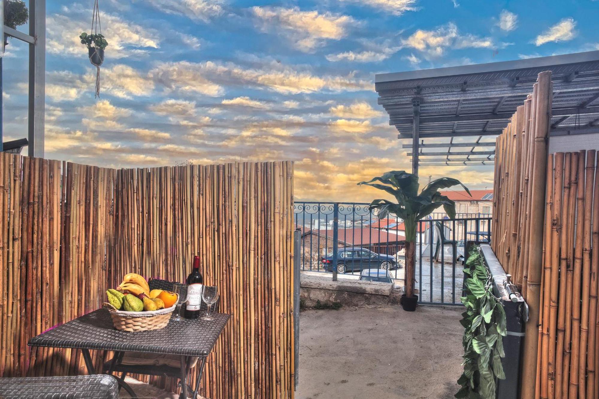 סוויטת גן עדן - Gan Eden Suite Safed Exteriör bild